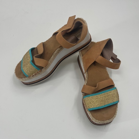 Donald J. Pliner Shoes - Donald Pilner Anie Leather Platform Espadrilles Sandal- Size 8